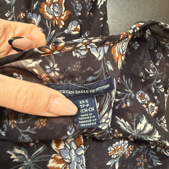 American Eagle Outfitters Sheer Cardigan - Picture 2 of 4